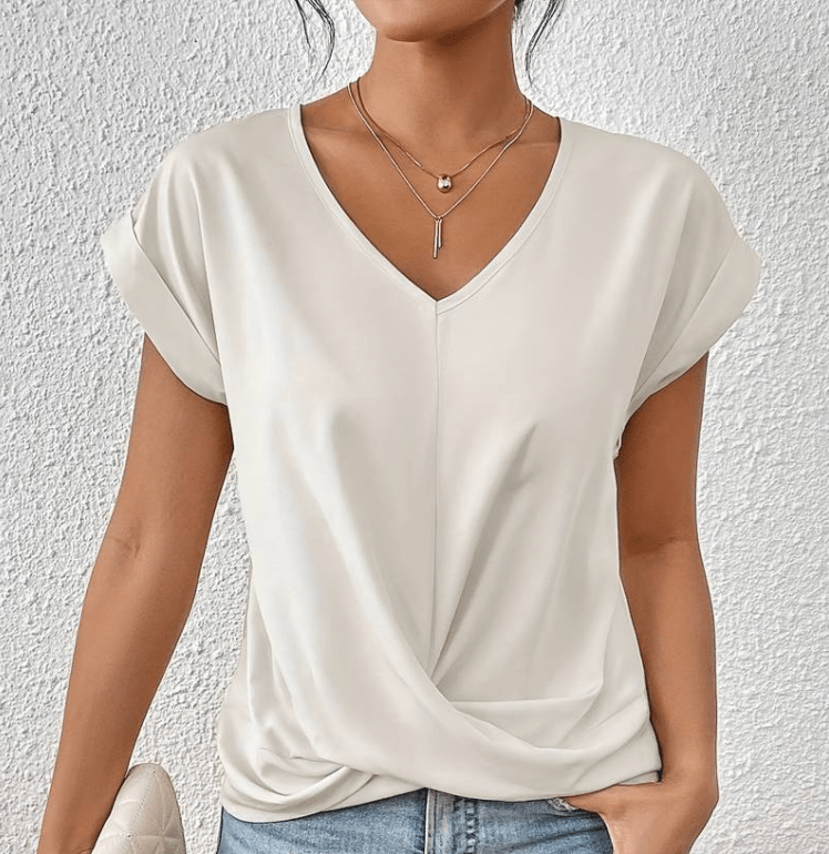 Lissy | Tummy tucking V-neck top