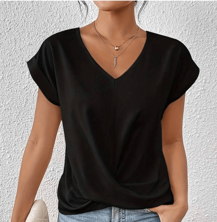 Lissy | Tummy tucking V-neck top